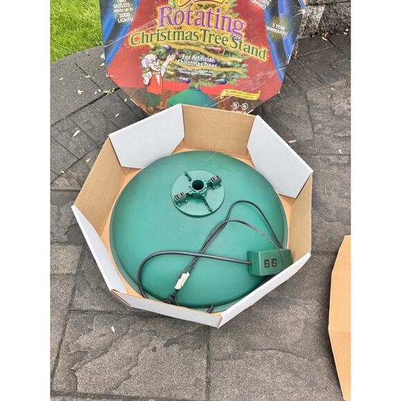 EZ Rotating Christmas Tree Stand Rotates 360° For Artificial Trees Upto 8.5 Feet - Picture 1 of 15